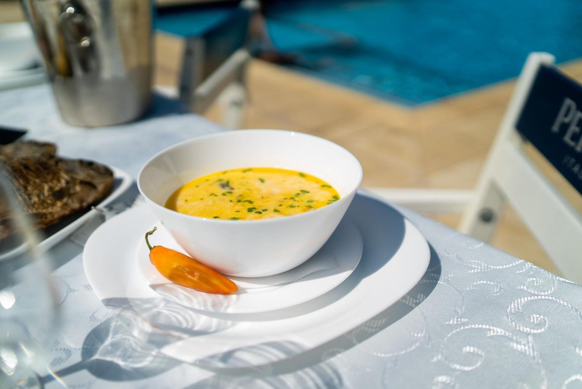 Havana Resort Murighiol Ngoại thất bức ảnh