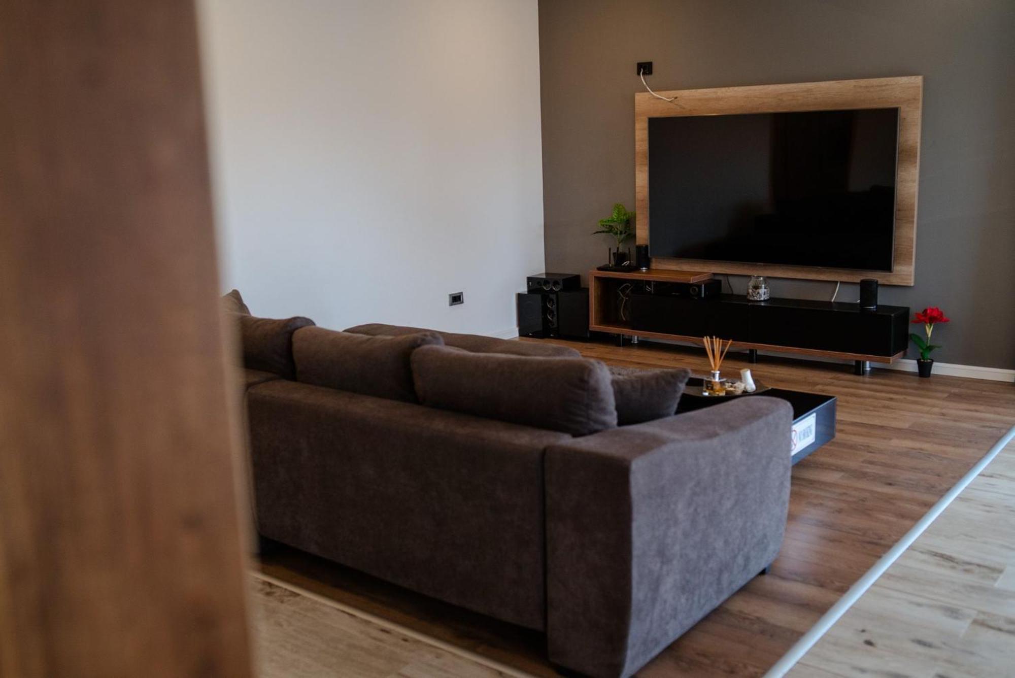 Havana Resort Murighiol Ngoại thất bức ảnh